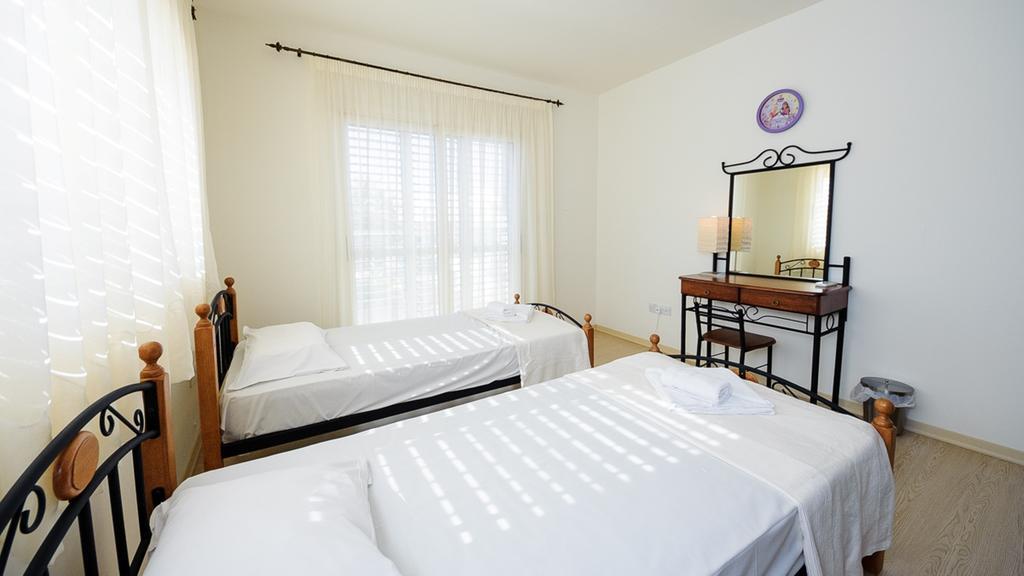 Pernera Holiday Villa 015 Protaras Ngoại thất bức ảnh