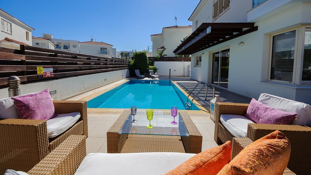 Pernera Holiday Villa 015 Protaras Ngoại thất bức ảnh